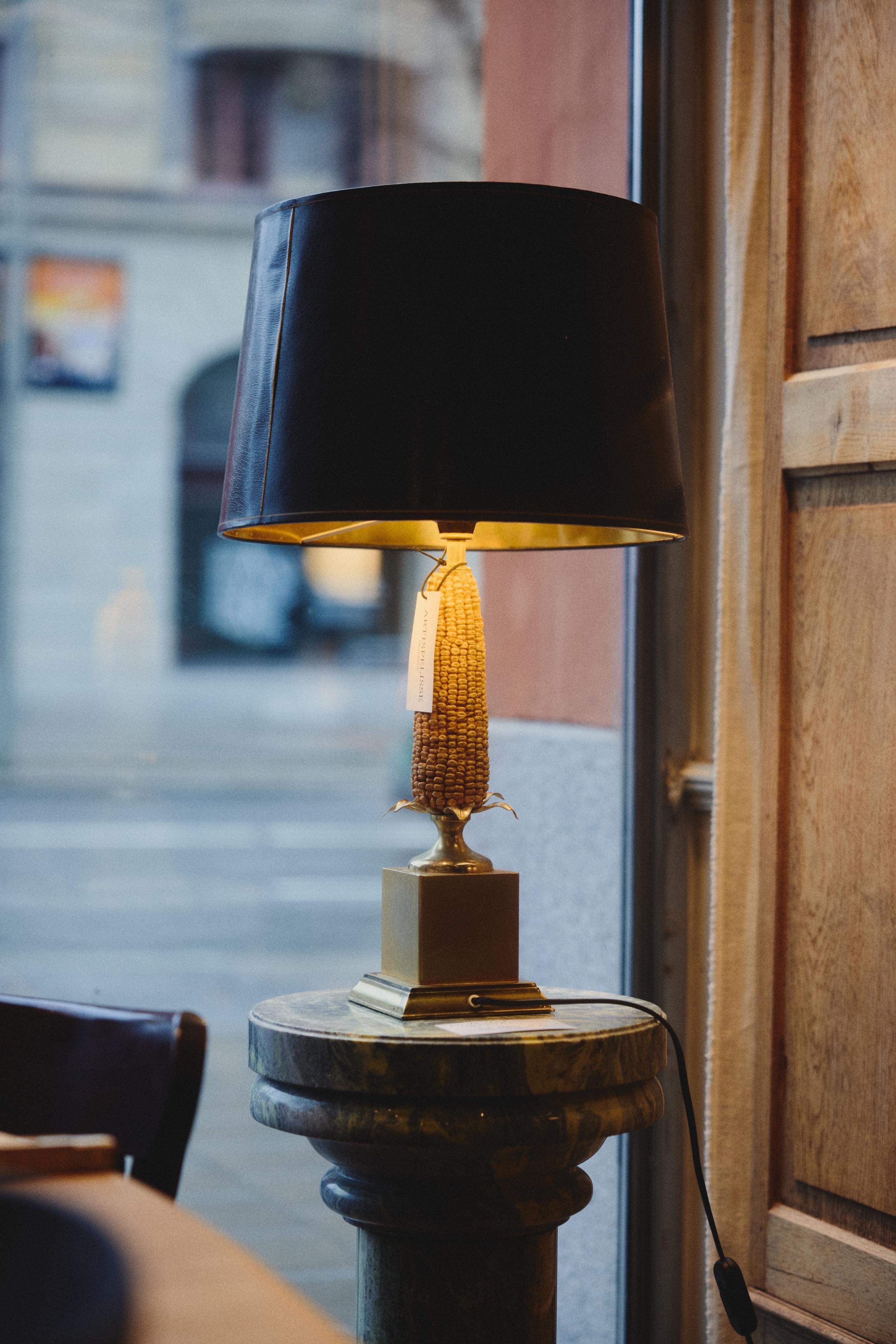 Bordslampa i stil med Maison Charles